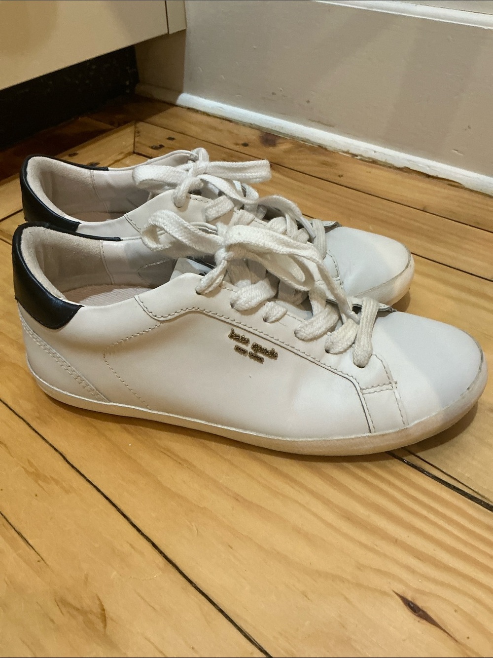 Kate Spade New York Ace White Leather Sneakers sz 8